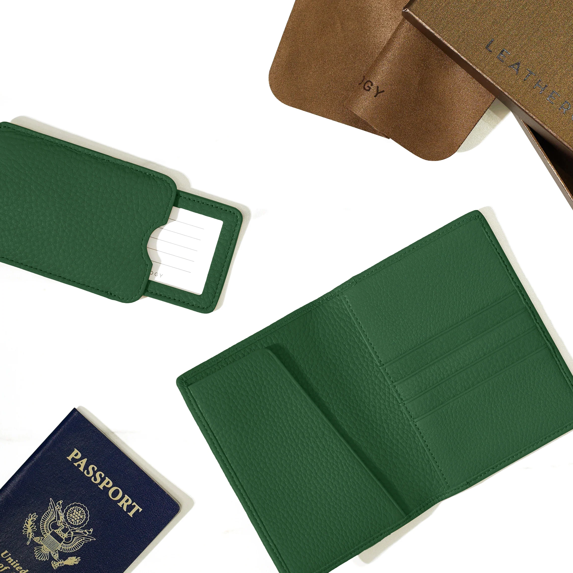 Deluxe Passport Cover + Luggage Tag Set Fairway Green - Image 2