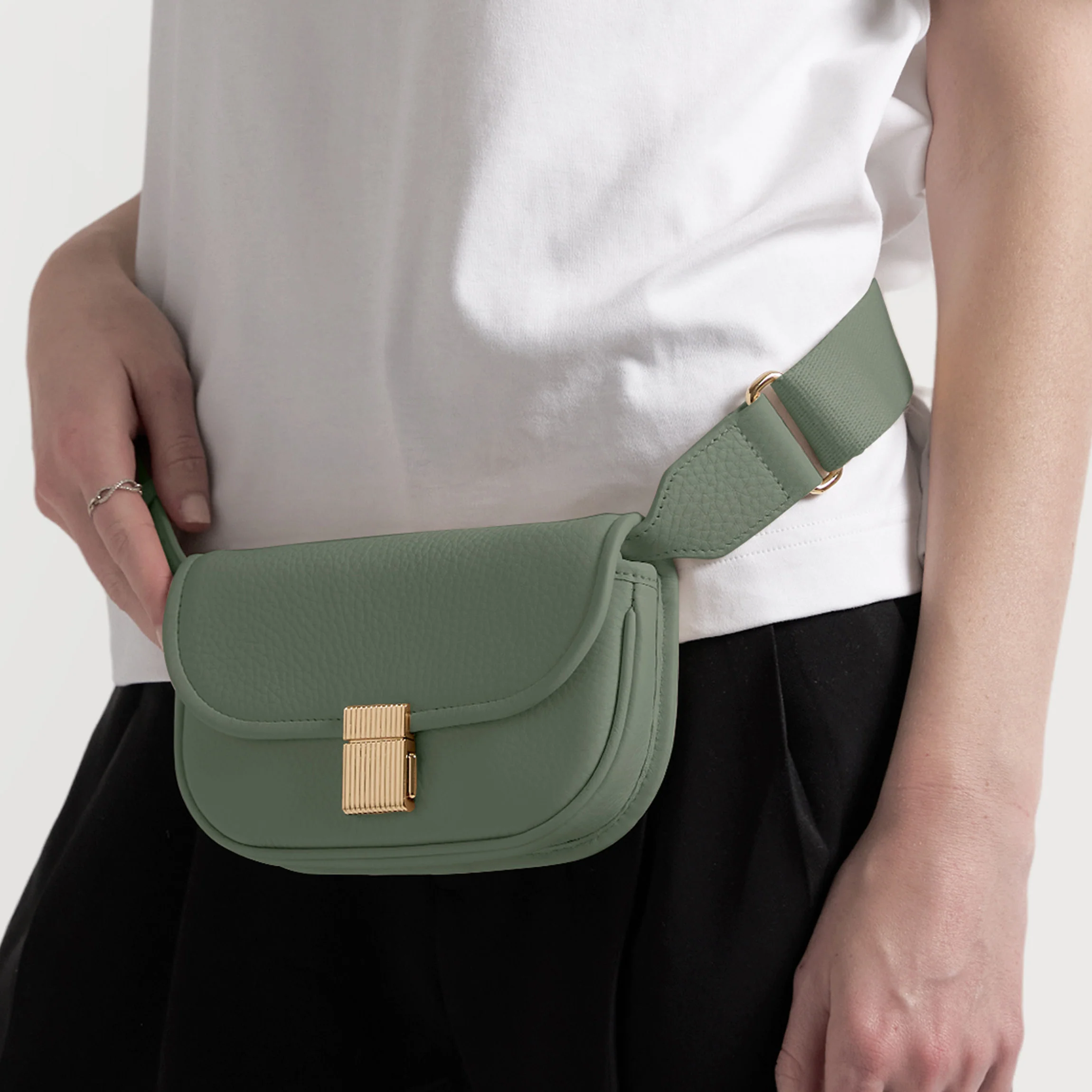Katy Mini Belt Bag Moss - Image 3
