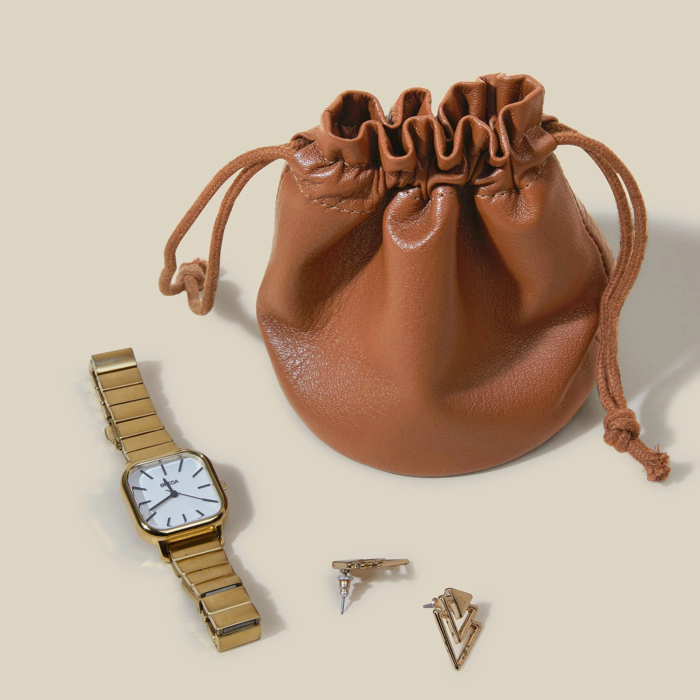 Round Drawstring Pouch Cognac - Image 2