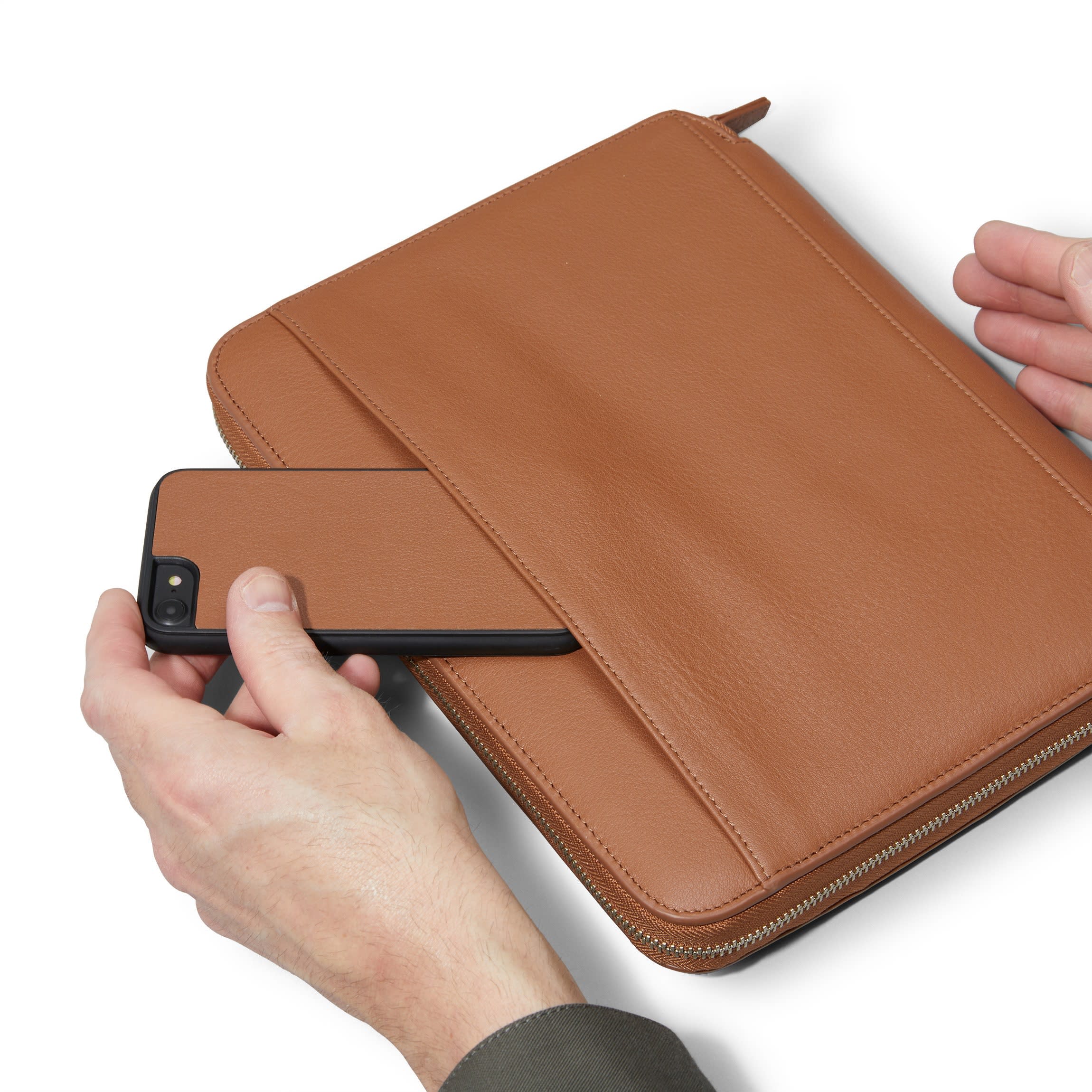 Tech Folio Cognac - Image 5