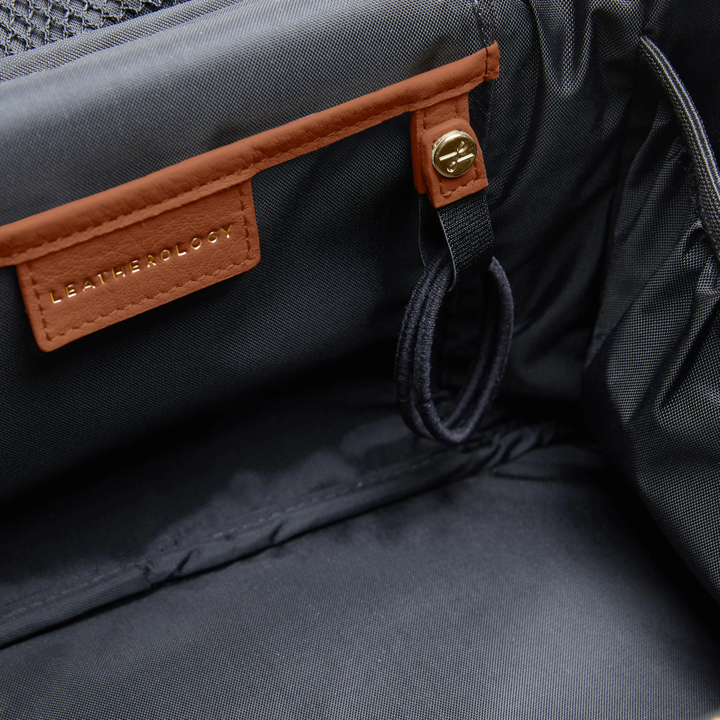 XL Train Case Saddle Brown - Image 5