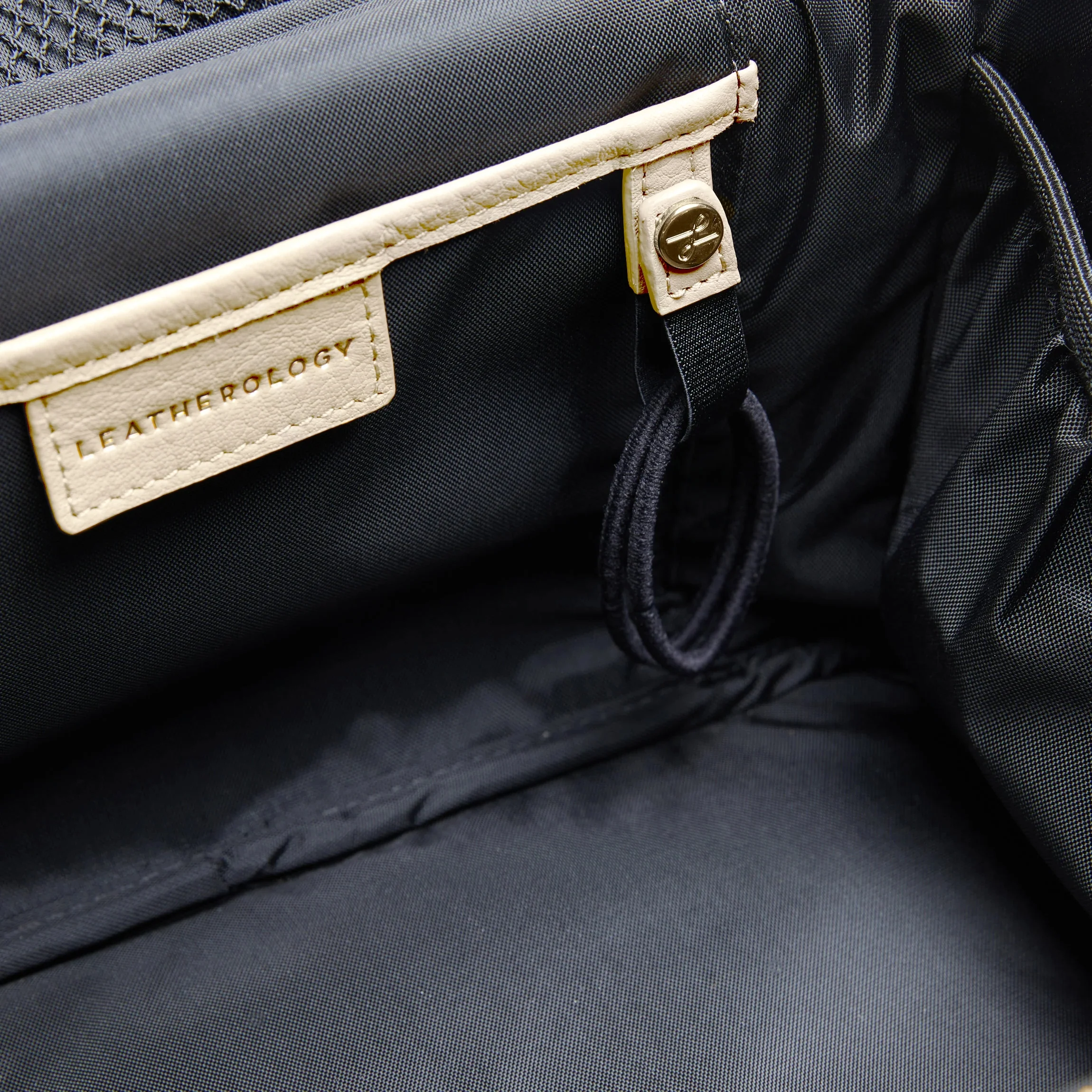 XL Train Case Sand - Image 4